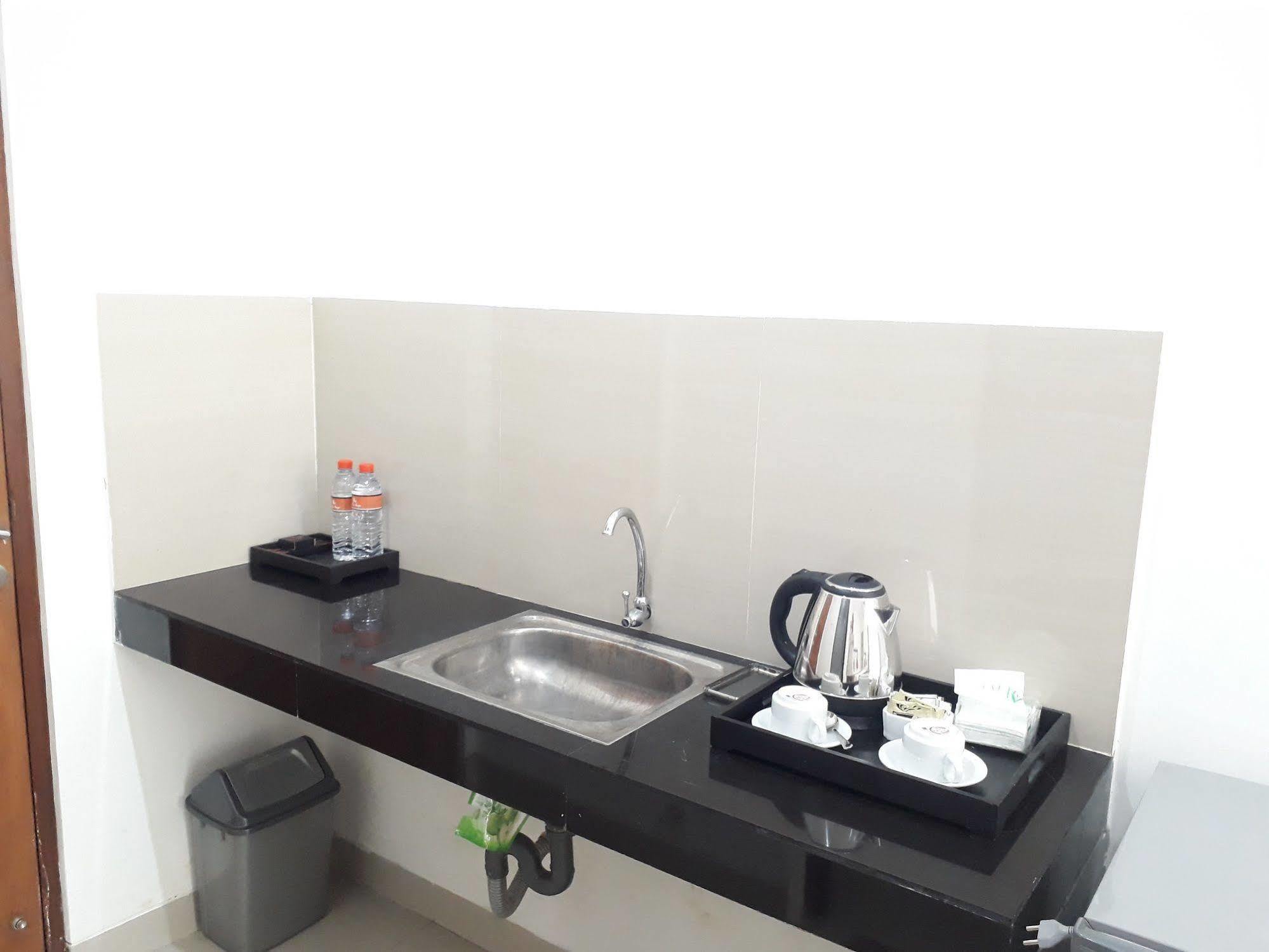 Kubu Anyar Hotel Kuta Lombok Buitenkant foto